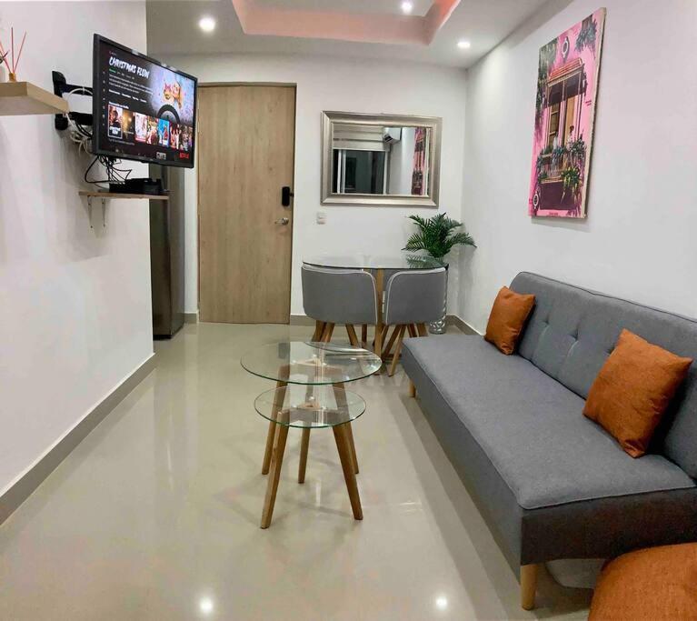 Luxury Apartamento Ubicacion Central Y Piscina. Cartagena Luaran gambar