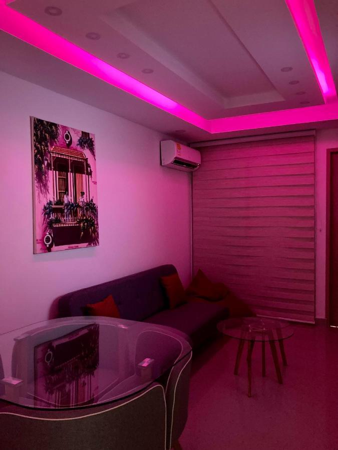 Luxury Apartamento Ubicacion Central Y Piscina. Cartagena Luaran gambar