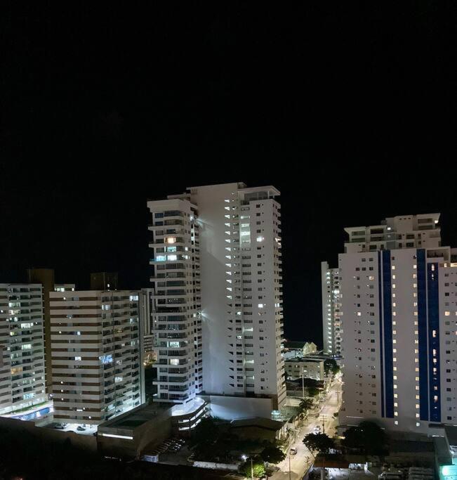 Luxury Apartamento Ubicacion Central Y Piscina. Cartagena Luaran gambar
